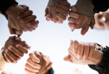 Why Joining a Christian Community Online Can Strengthen Your Faith Journey